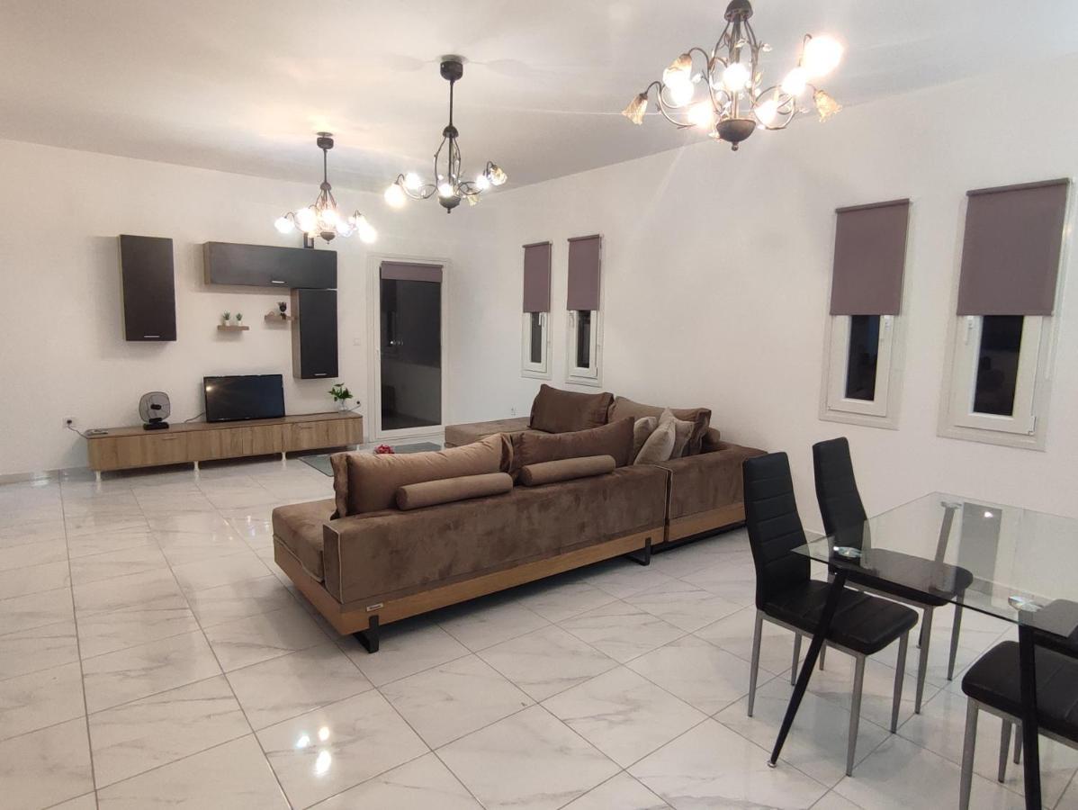 شقة Mia Casa ناوسا المظهر الخارجي الصورة